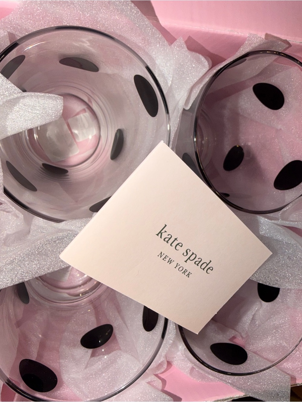 kate spade clear plastic round food storage containers with pink label - Picture 7 of 11